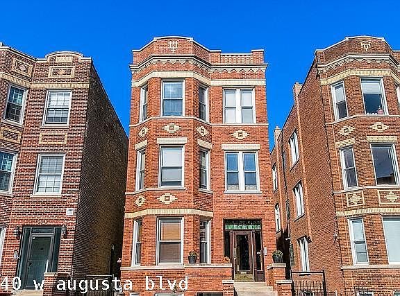 3rd image of 2340 W Augusta Blvd #917