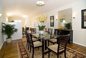 Dining room :: 2027 Jefferson St.