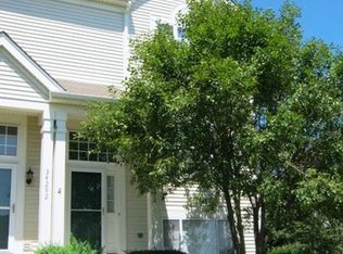 34290 N Barberry Rd, Round Lake, IL 60073