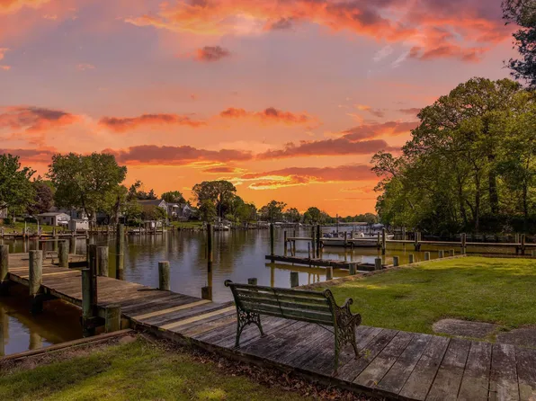 1918 Minnow Creek Rd, Annapolis, MD 21409