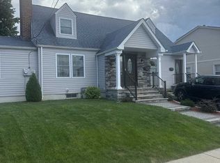 32 6th St FLOOR 2, Wood Ridge, NJ 07075