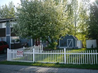 7800 Snow View Dr, Anchorage, AK 99507