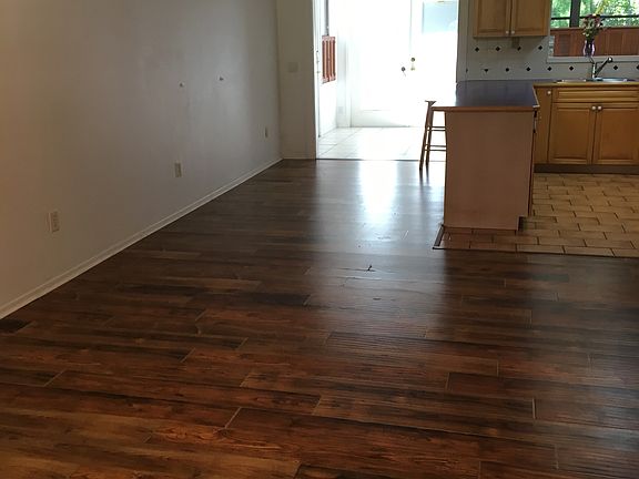3rd image of 2490 Haven St