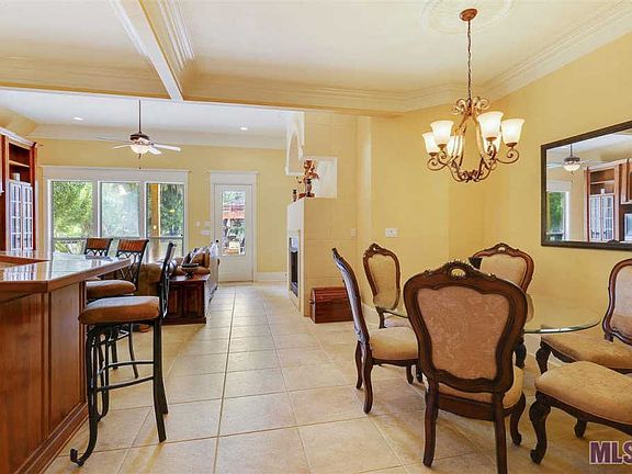 2nd image of 21083 Waterfront East Dr