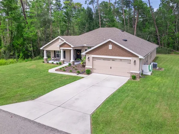 71 Bells Of Ireland Ct, Homosassa, FL 34446