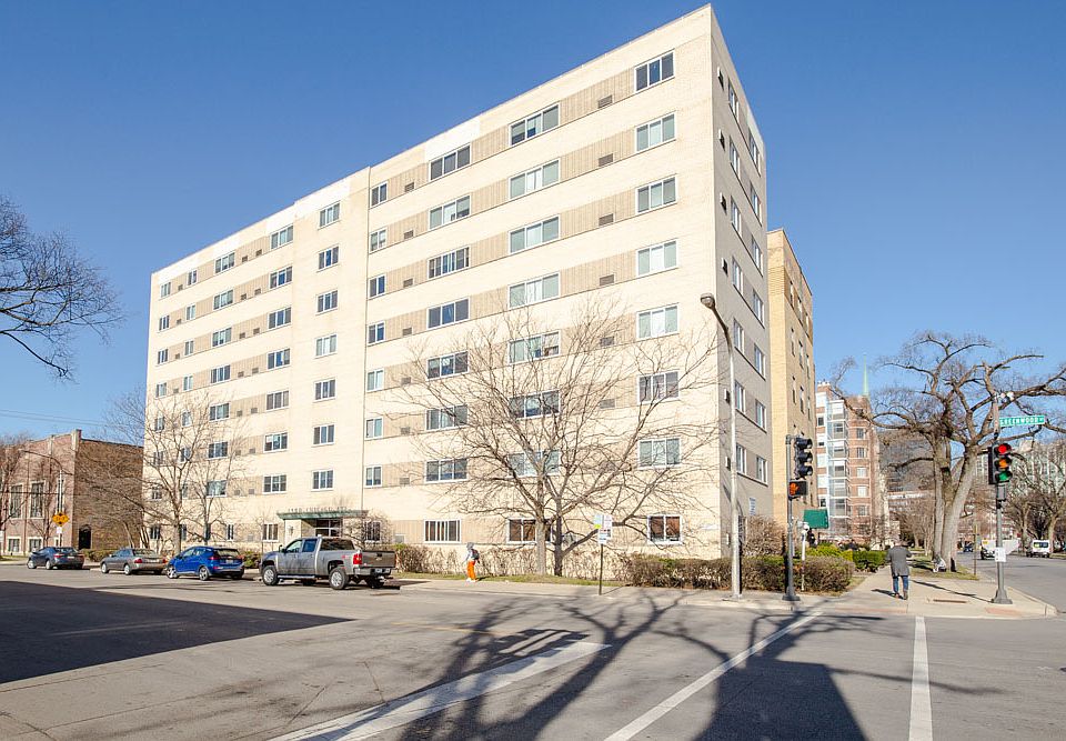1st image of 1400 Chicago Ave APT 406
