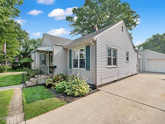 4th image of 4912 Harvest Ln