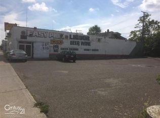 16361 Hamilton Ave, Highland Park, MI 48203
