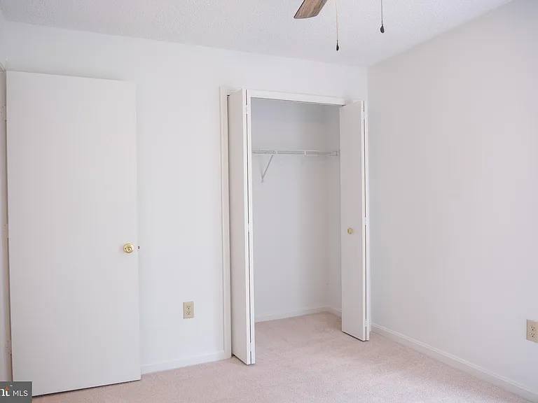 6941 Mary Caroline Cir #H — Photo 35