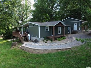 3060 Egyptian Hills Dr, Creal Springs, IL 62922