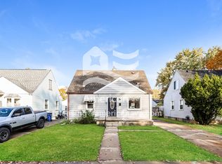 2062 Champaign Rd, Lincoln Park, MI 48146