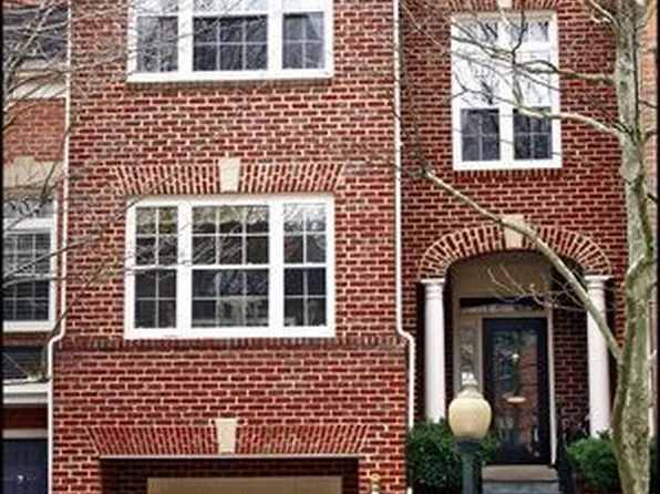 4052 Mansion Dr NW, Washington, DC 20007
