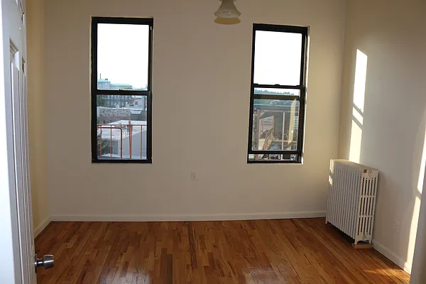 Rented by True Real Estate Group | media 1