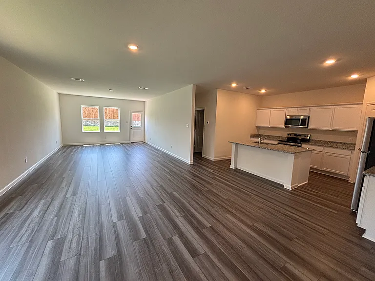 5511 Hastings Ln — Photo 5
