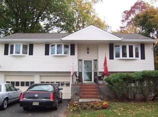 13 Universal Ave, Edison, NJ 08820