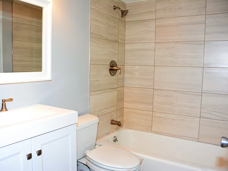 10469 Briarbend Dr #5 — Photo 17
