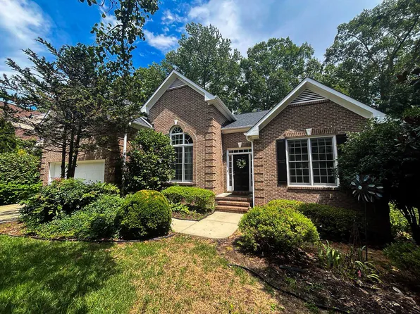 4611 Regency Dr, Durham, NC 27713