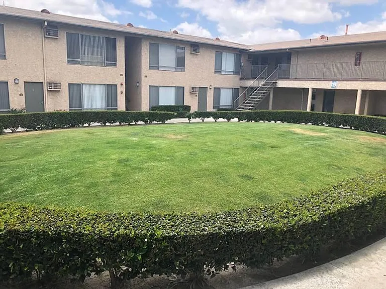 Rosemead Place — Photo 7