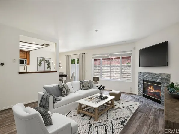 17556 Van Buren Ln, Huntington Beach, CA 92647