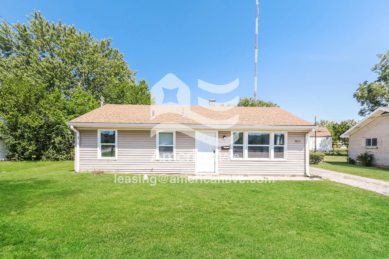 3813 Palmerston Ave photo 1