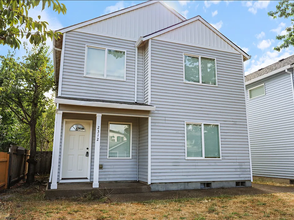 2312-2328 SE 89th