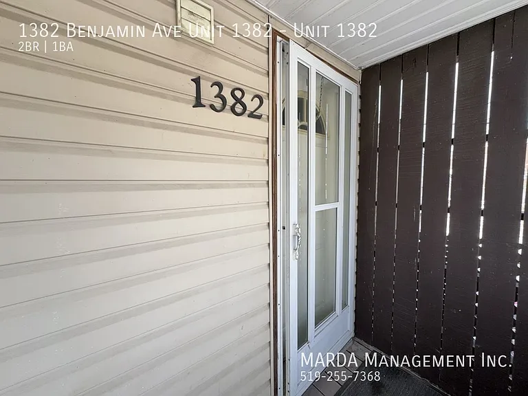 1382 Benjamin Ave #1382 — Photo 28