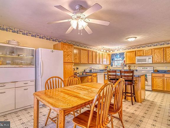 4th image of 29771 Marian Way