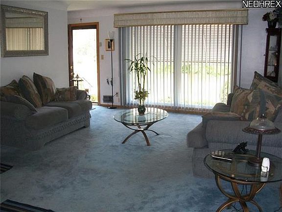 2nd image of 49 Meadowgate Blvd