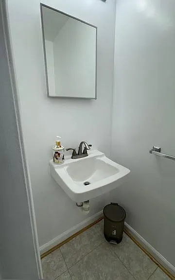 7927 Foxcrest Ct #7927 — Photo 6