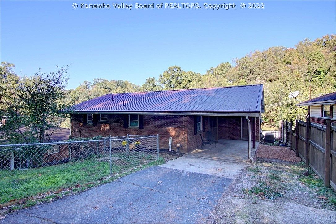 1819 Oakridge Dr, Charleston, WV 25311 Zillow