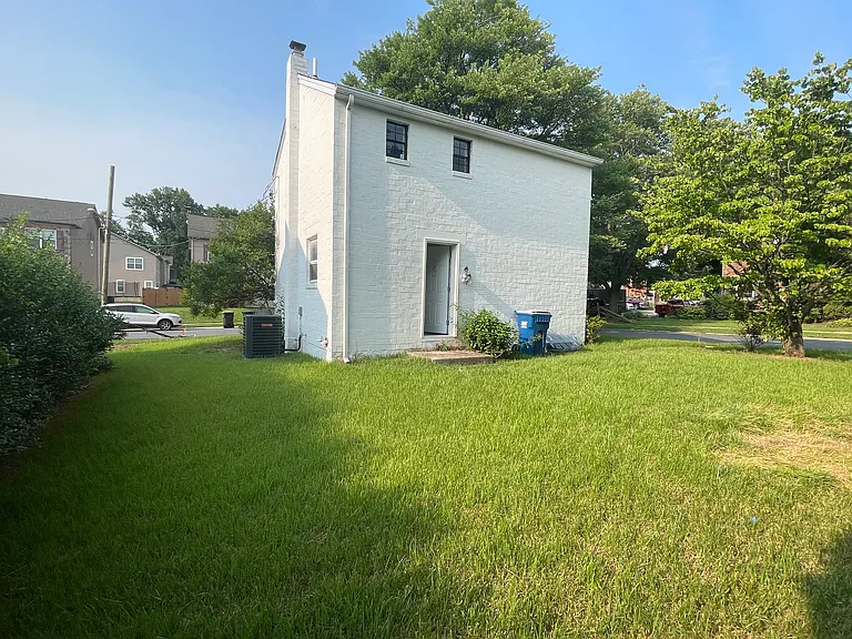 500 Winston Ave — Photo 4