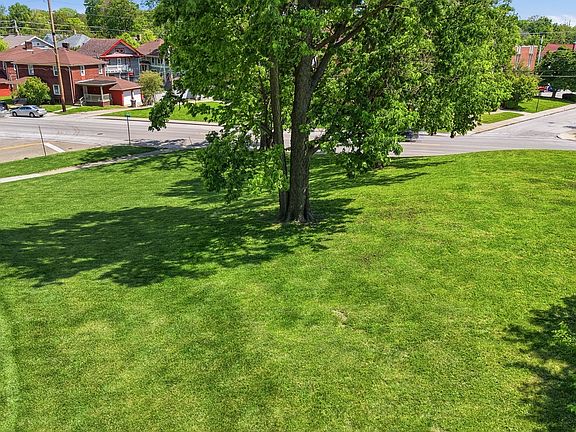 5th image of 3500 Watson Rd