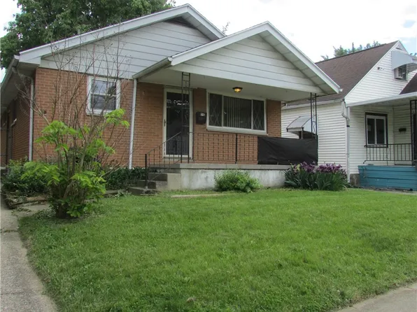 218 E Parkwood Dr, Dayton, OH 45405