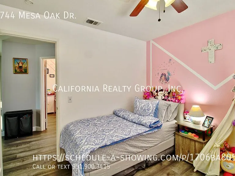 8744 Mesa Oak Dr — Photo 25