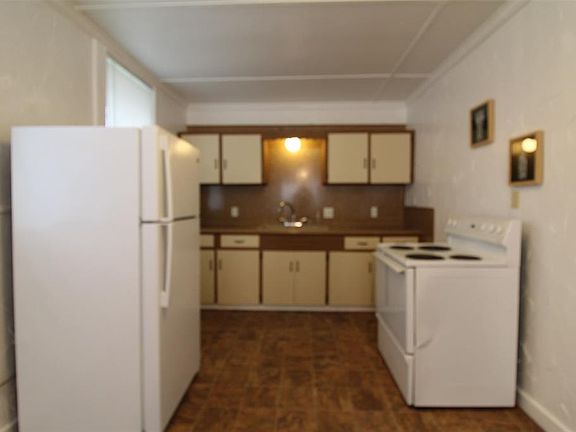 4th image of 1211 Elmira St