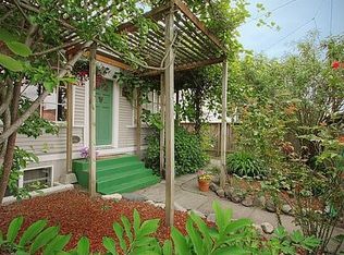 8414 46th Ave S, Seattle, WA 98118