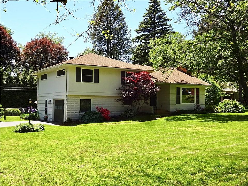 1st image of 19 Charmwood Rd