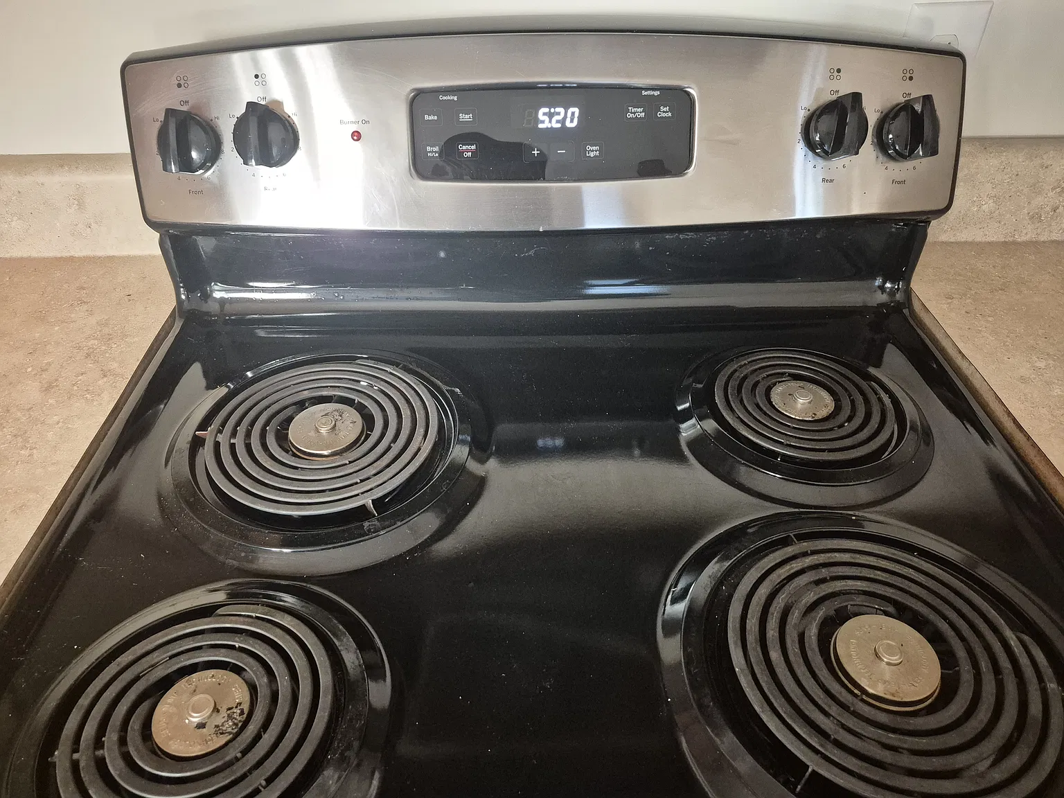 2 bed, 1015 sqft, $1,350 — Photo 4