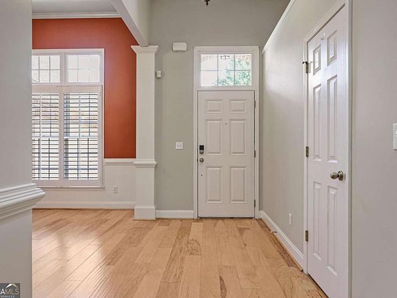 3rd image of 105 Peregrine Way NW