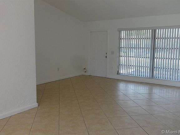 5th image of 11730 NW 39th St