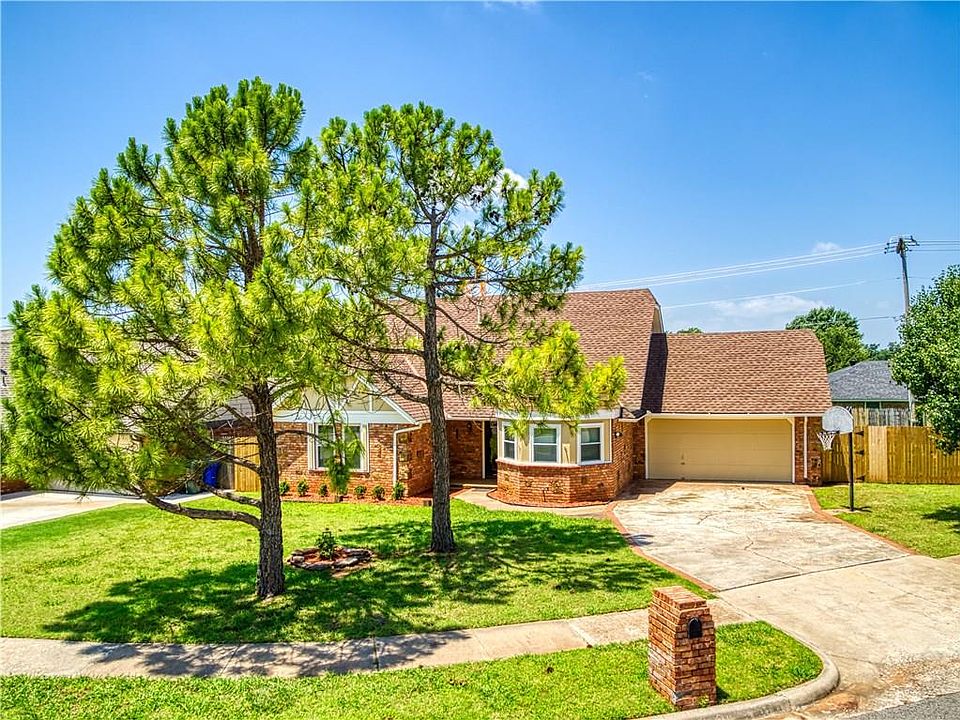 1st image of 2920 Leaning Elm Dr