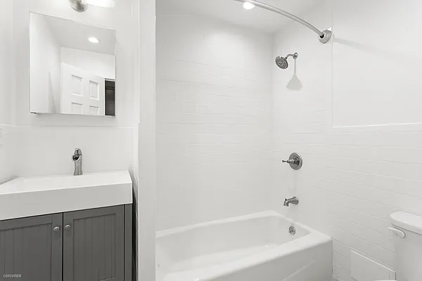 Rented by Corcoran | media 16