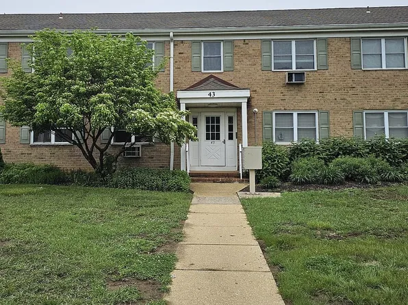 43F Manchester Ct, Freehold, NJ 07728