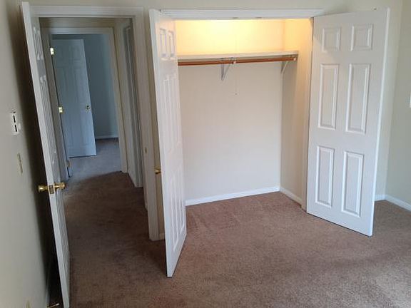 5th image of 93 West St APT 24