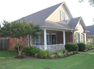 4765 Stone Cross Dr, Olive Branch, MS 38654