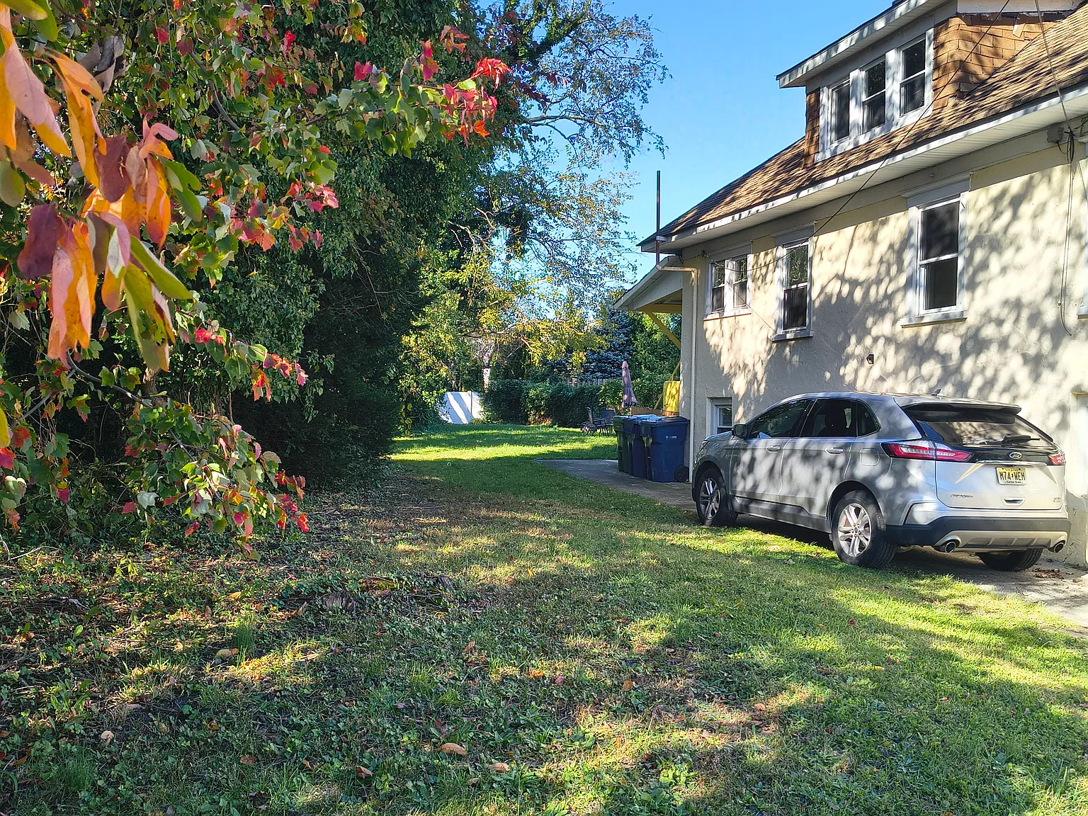 3 bed, 1200 sqft, $2,600 — Photo 3