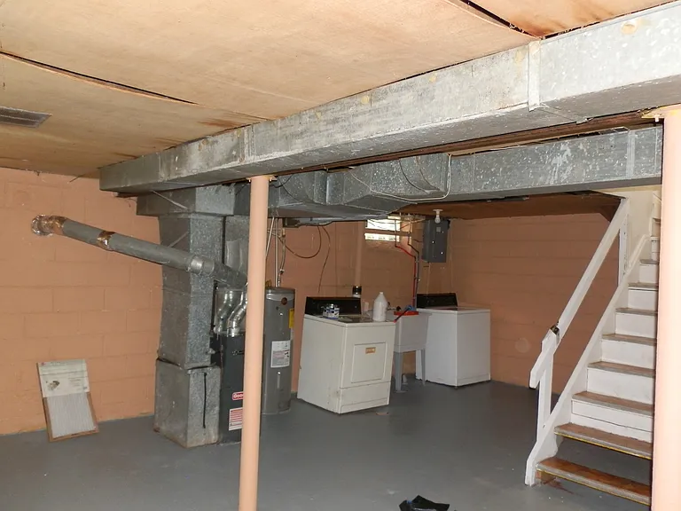 Utilities/Laundry Basement