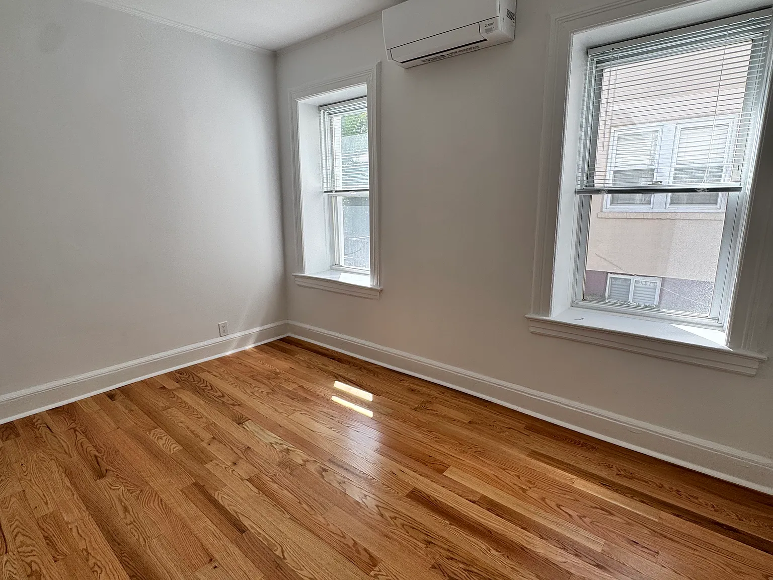3 bed, 1700 sqft, $4,500 — Photo 4