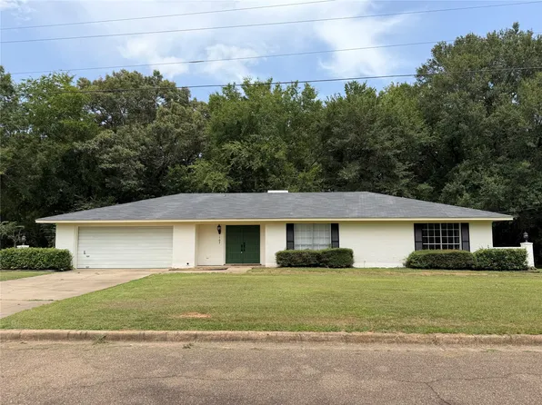 105 Kent Dr, Pittsburg, TX 75686