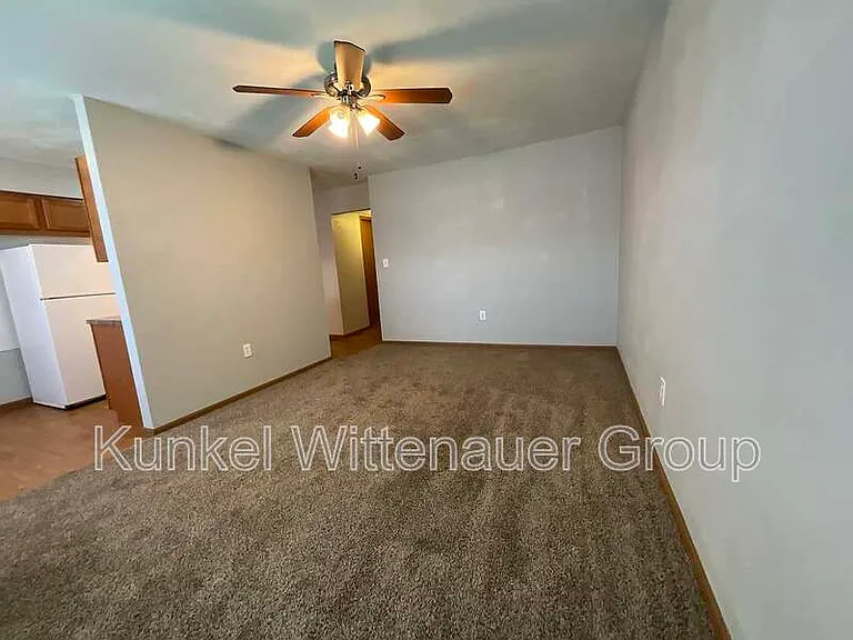 1810-12 Jamestown Rd — Photo 8